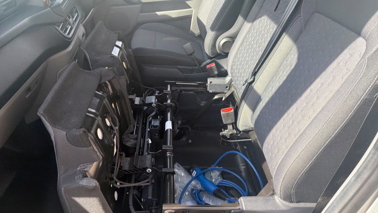 Ford Transit Custom E-320 L1 Rwd 100kW 65kWh H1 Van Limited Auto